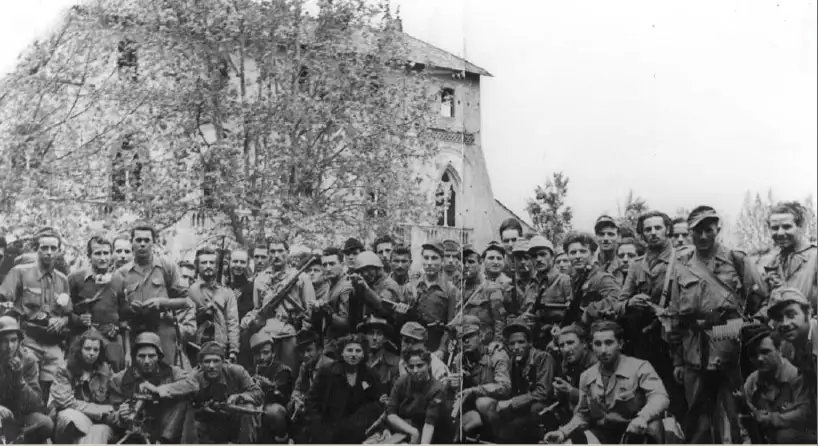Une unité de la Brigade Garibaldi de Pavie, 25 avril 1945